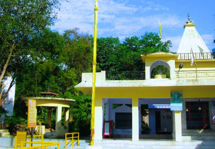 Chandrabani Temple, Dehradun, Uttarakhand - Vushii.com Chandrabani Temple, Dehradun, Uttarakhand - Vushii.com